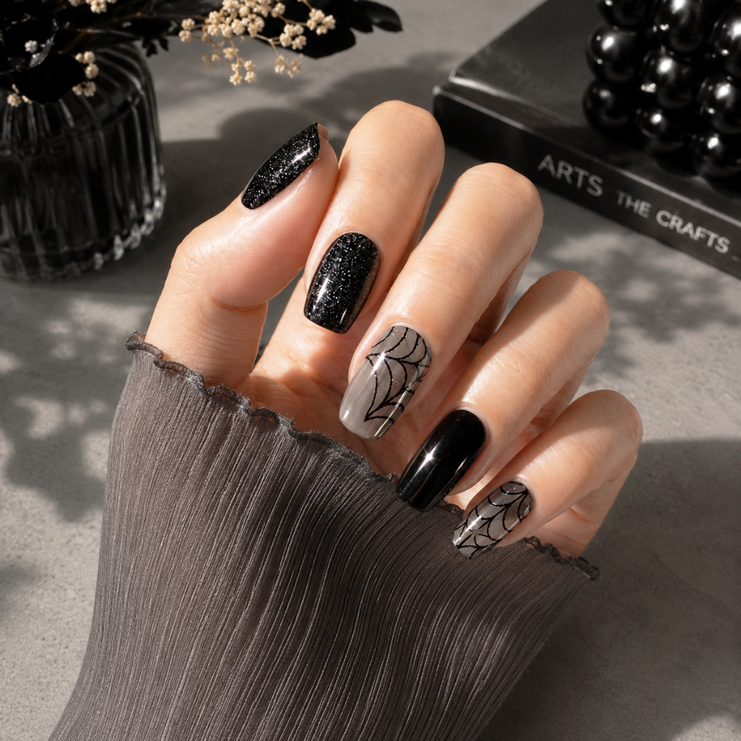 'Noir' Gel Nail Stickers